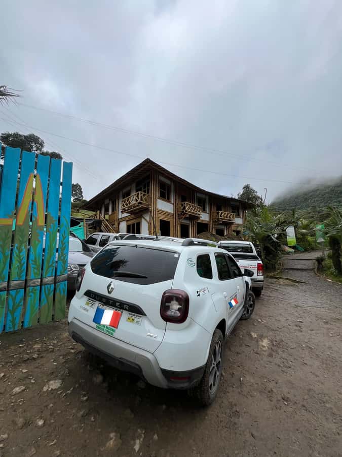 FROM BOGOTA: Tour to La Chorrera, Colombia's highest waterfall. - Practical packing advice for a mountain waterfall