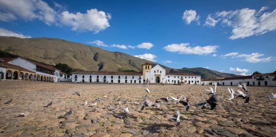 From Bogotá: Tour to Villa de Leyva, Ráquira, Casa Terracota, and Pozos Azules - Key points to know before booking