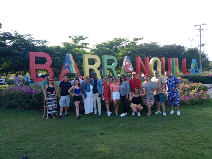 From Cartagena: Barranquilla & Santa Marta Guided City Tour - Guide quality and language choice