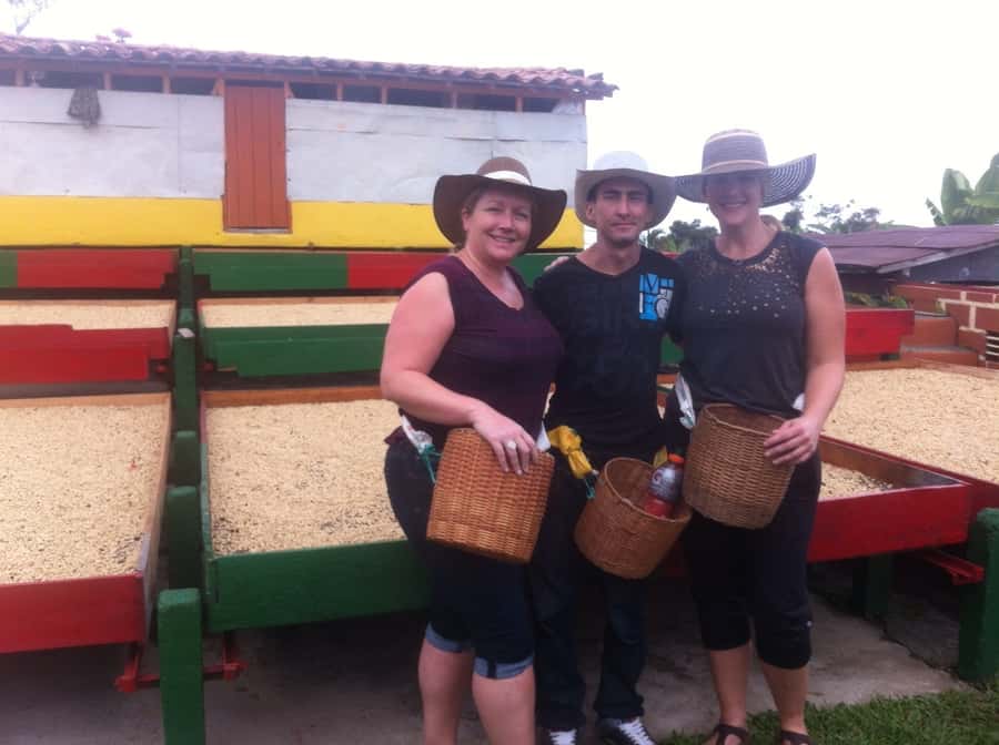From Medellin: Day Trip to a Jardin Coffee Plantation - Practical packing and planning advice