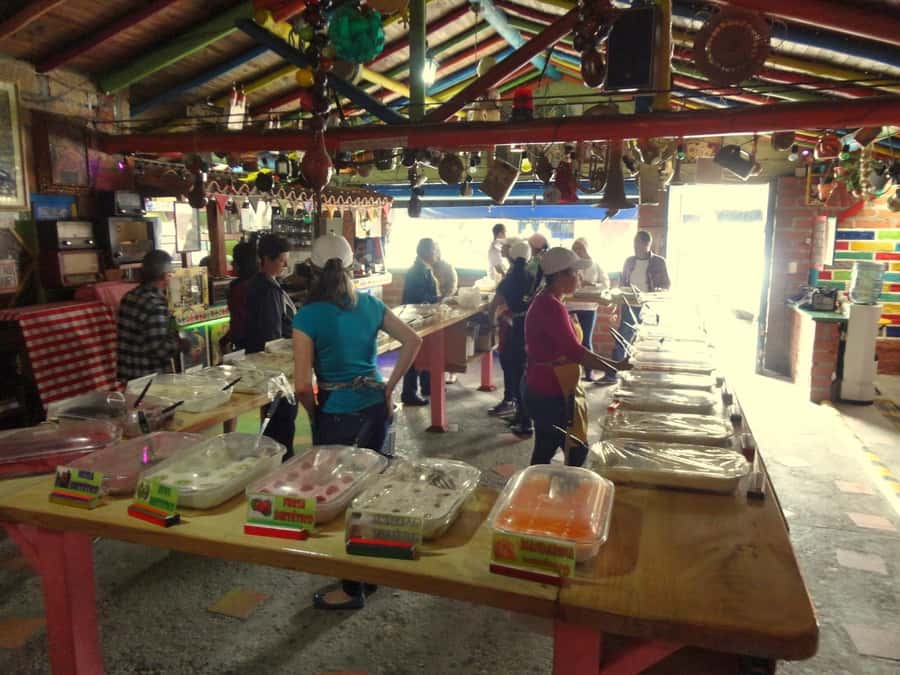 From Medellín: El Retiro Private Tour with Food Tastings - Timing, clothing, and practical details