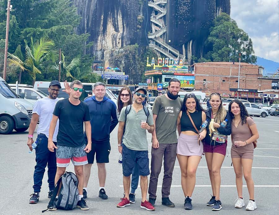 From Medellin: Guatapé Day Trip with El Peñol Rock and Lunch - Tackling El Peñol Rock’s 700 steps