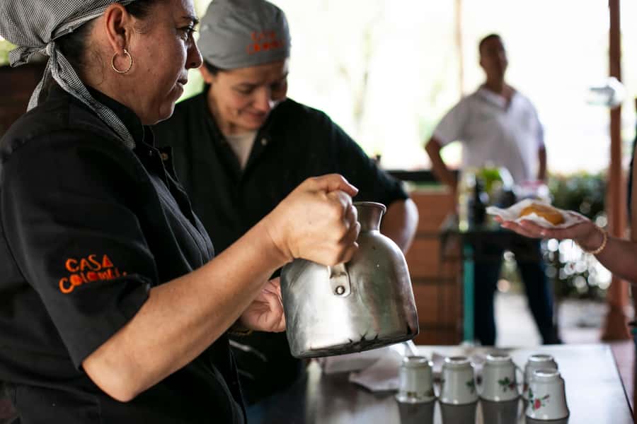 From Medellin: Guatape El Peñol with boat + gastronomic tour - Practical advice for making the day easier