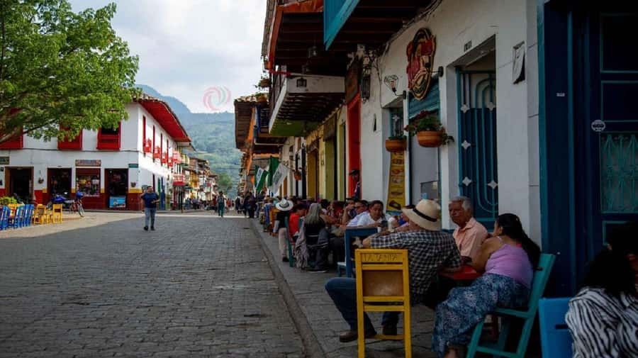 From Medellín: Jardín, Andes, and Hispania Day Trip - The Basilica of the Immaculate Conception