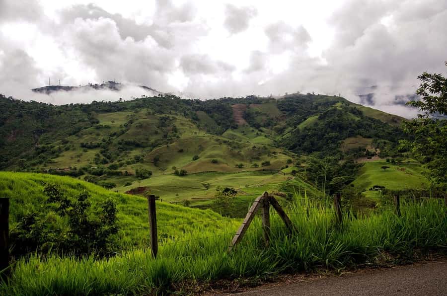 From Medellín: Jardín Private 2-Day Tour with Activities - Should you book this Jardín tour?
