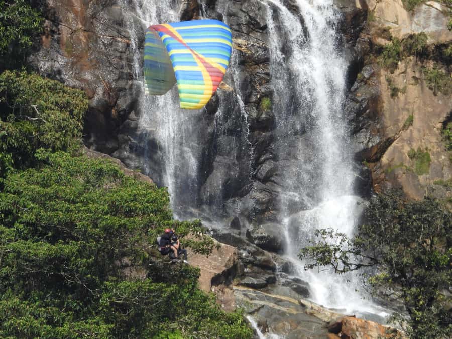 From Medellín: Paragliding Flight and Guatape Tour - Flying above Cocorná’s mountains and waterfalls