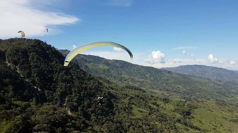 From Medellin: Private Paragliding Tour Over Waterfalls - The 1.5-hour road trip from Medellin