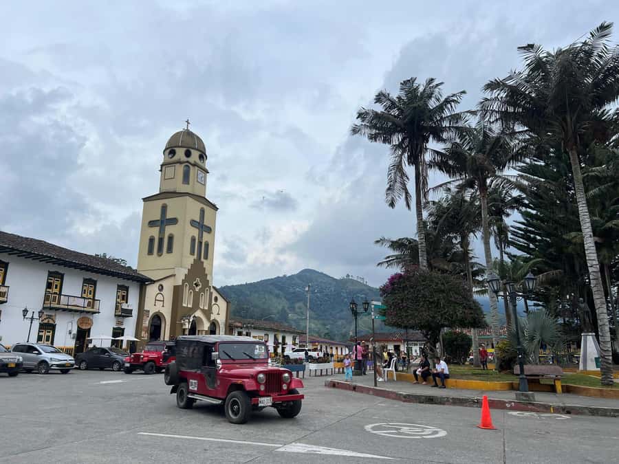 From Salento: Cocora Valley Shared Tour - Timing, crowds, and weather