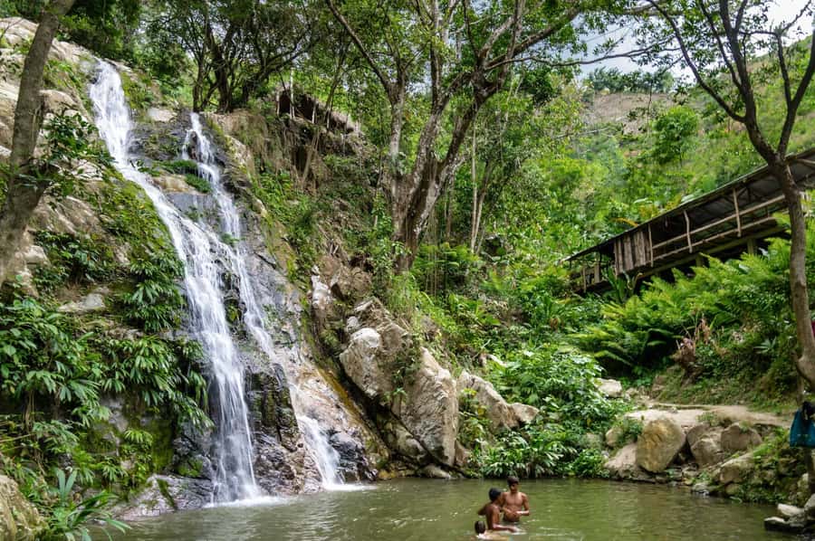 From Santa Marta: Marinka Waterfalls 4x4 Tour with Transfer - Leaving Santa Marta for the foothills