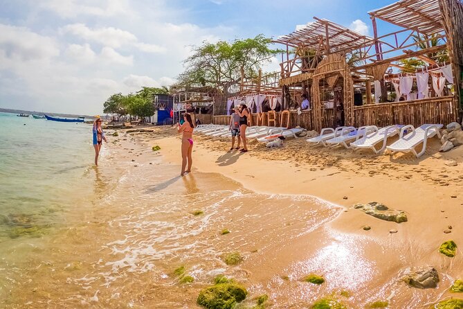 Full day At Beach Club in Playa Blanca Baru cartagena - What makes Playa Blanca special