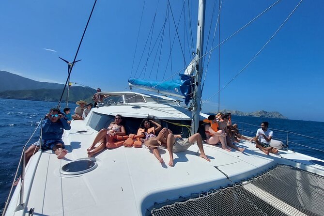 Full-Day Catamaran Tour through Tayrona - What this Tayrona boat trip really is