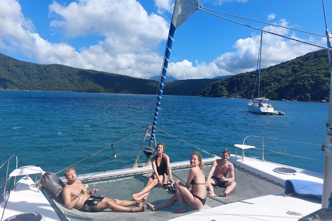 Full-Day Catamaran Tour through Tayrona - The return sail and Santa Marta sunset