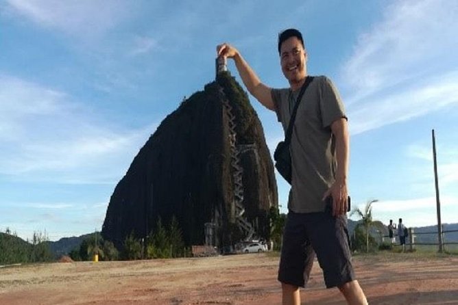 Full Day Private Pablo Escobar Tour including Guatape - Why this tour works as a Medellín day out