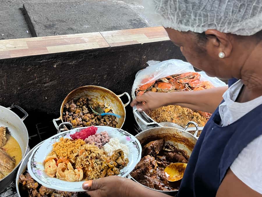 FUN BIKE RIDE WITH LUNCH AT ANTHONY BOURDAIN FAVORITE SPOT - Why this bike ride feels different from a standard Cartagena tour