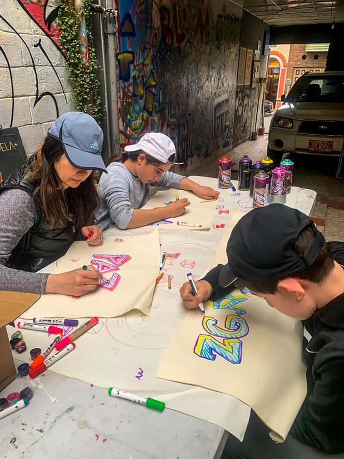 Fun Graffiti Workshop: The Art of Aerosol and Color - What makes the cultural house worth seeing