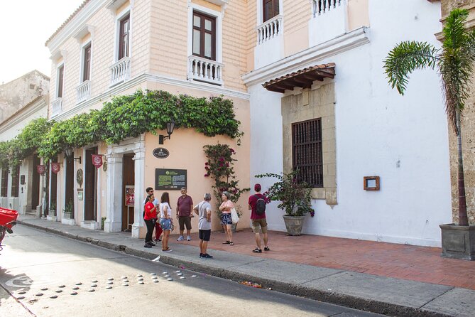 Gabriel Garcia Marquez Shared Tour: the magical Cartagena - The Santa Clara Hotel and Its Literary Legends
