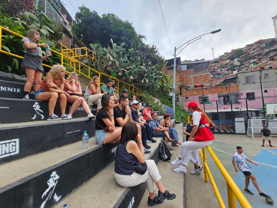 Graffiti Tour comuna 13 and cable car (made by local guides) - The soccer pitch, Casa Neon, and Casa 3D