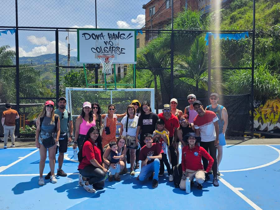 Graffiti Tour comuna 13 and cable car (made by local guides) - Coffee, ice cream, and local tastes