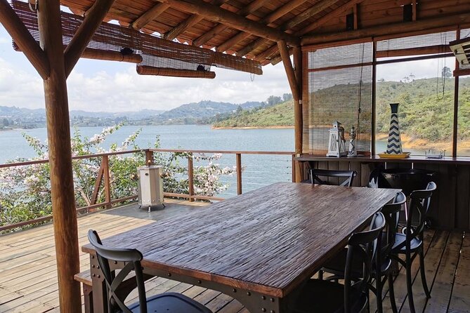 Guatape and El Peñol town and dam tour from Medellin - Why this Guatapé day works so well