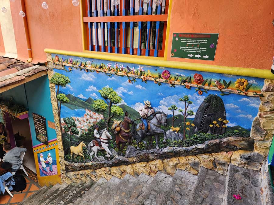 Guatape Coffee Villa including Rock Town & Waterfall - Walking Guatape’s colorful streets