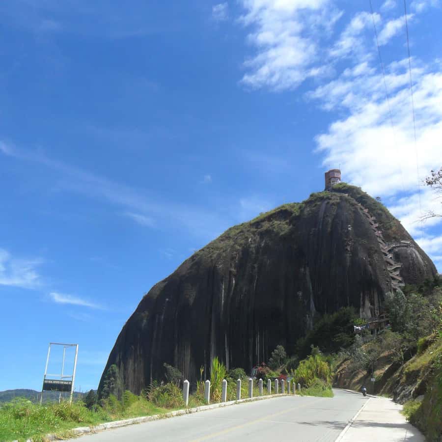 Guatapé & Peñol Rock Day Group Tour - Marinilla offers a quieter town stop