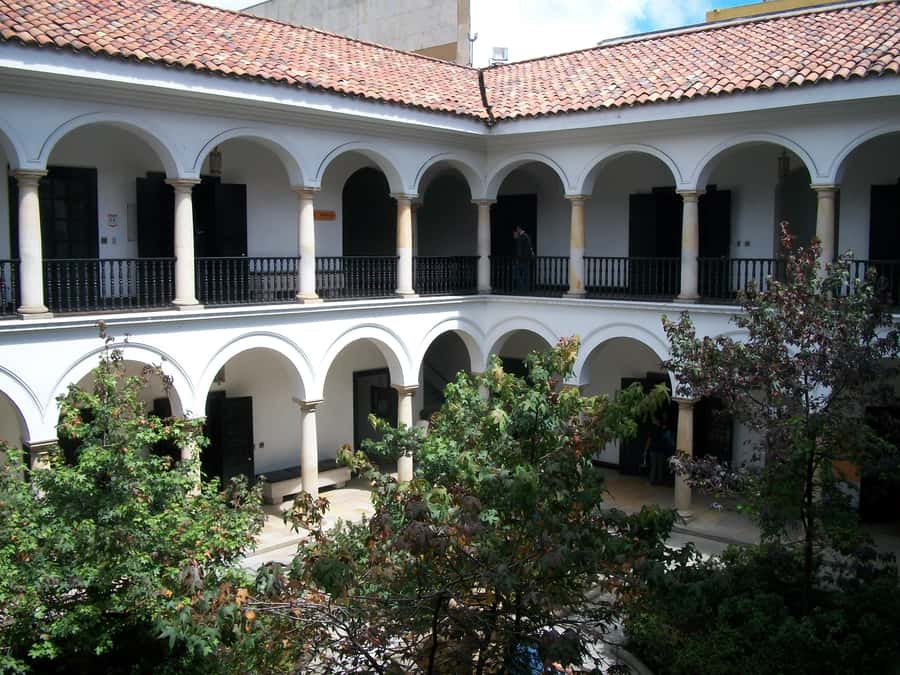 Guided Visit to Botero Museum in Bogota - Entering the museum created by a national donation