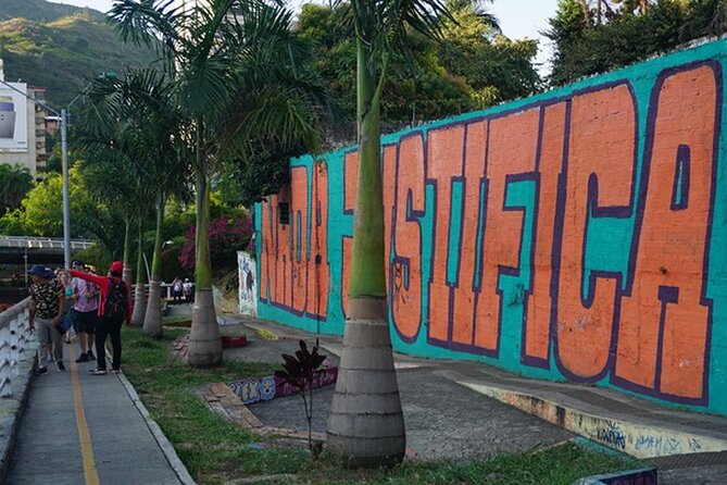Historical Shared Tour Salsa, Graffiti & Resistance in Cali - Should you book Salsa, Graffiti & Resistance in Cali?