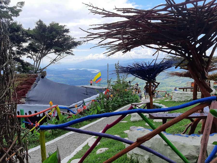 HUILA VIEWPOINTS MANO DEL GIGANTE - Is $163 a fair price?