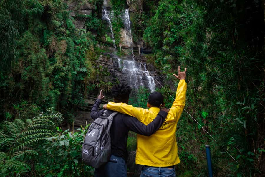 La Chorrera and Chiflon Waterfalls Private Hike Tour - The long walk to La Chorrera