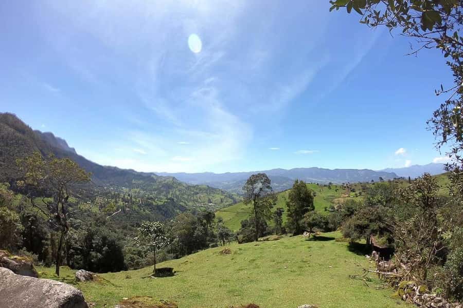 La Chorrera and Chiflon Waterfalls Private Hike Tour - What to pack for a wet mountain trail