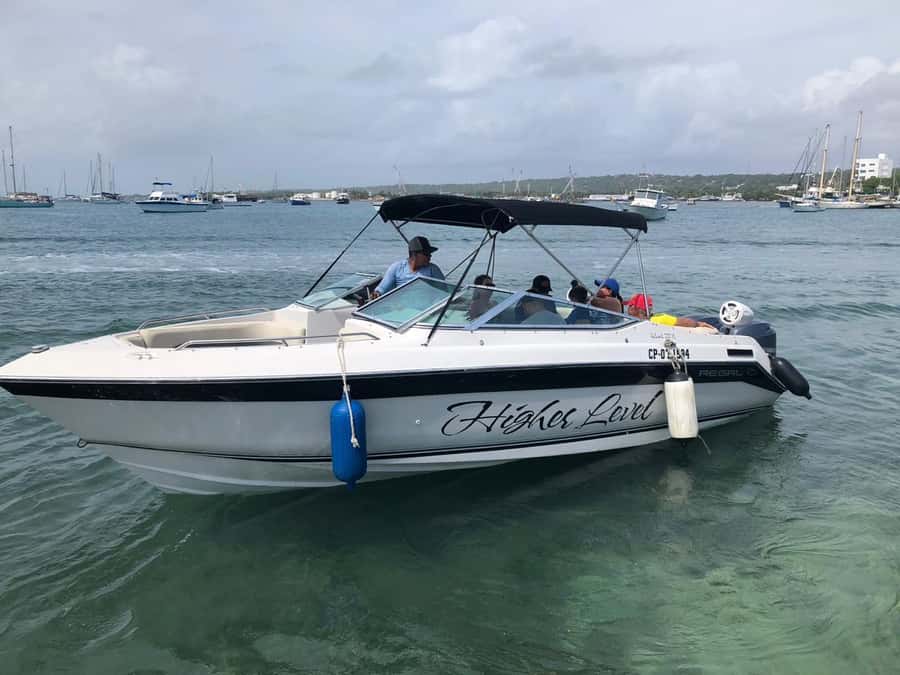 Luxury private tour boat 6 in 1 - Aquarius and Rose Cay swimming