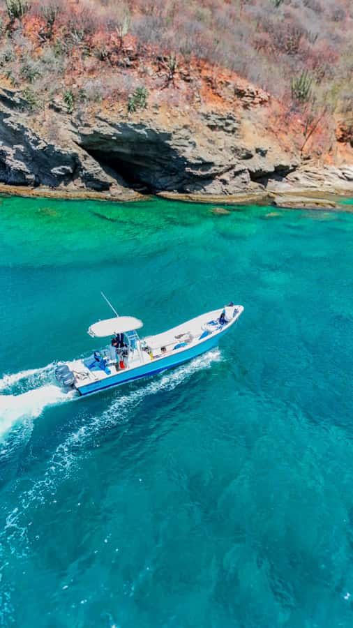 Magdalena: Tayrona Park Cruise with Snorkeling & Beaches - Leaving Santa Marta on the Tranquila