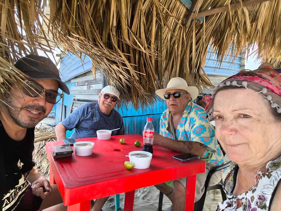 Mangroves, cultural fishing, black heritage town and lunch - Walking through an Afro-Caribbean fishing community