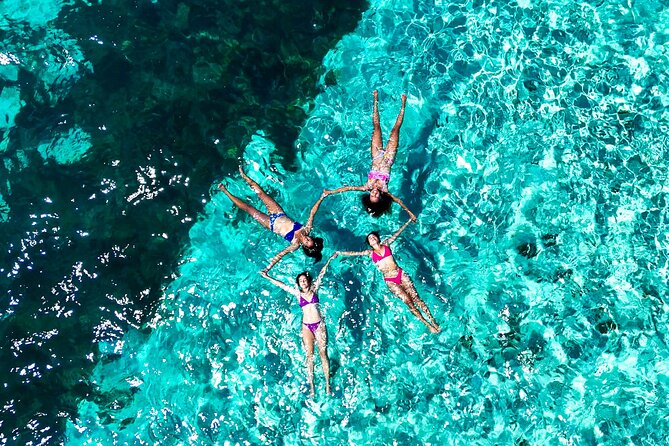 Marine Safari Tour on San Andrés Island: Includes photo with DRONE - Rocky Cay and the old Nicodemus ship
