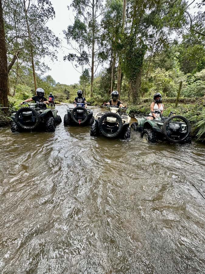 Medellin: ATV Tour 3 Mountains - Leaving Medellín for Guarne’s mountain tracks