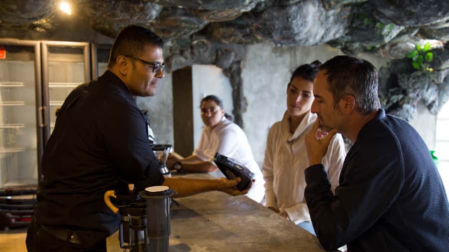 Medellin: Coffee Tour and Wellness Spa - Coffee scrub, oils, and the massage ritual