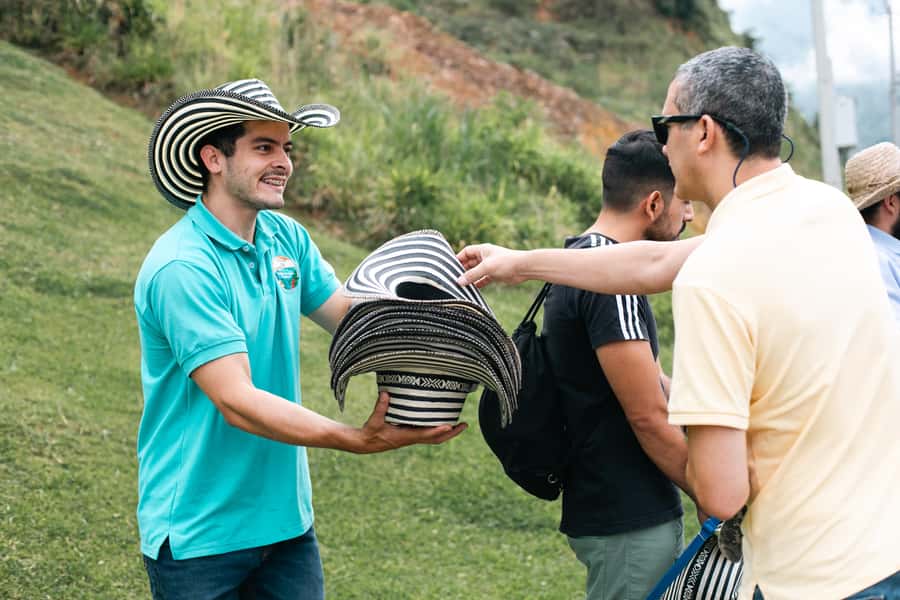 Medellin: Coffee Tour, Horseback Arrival, and Sugar Cane - The Guatapé question