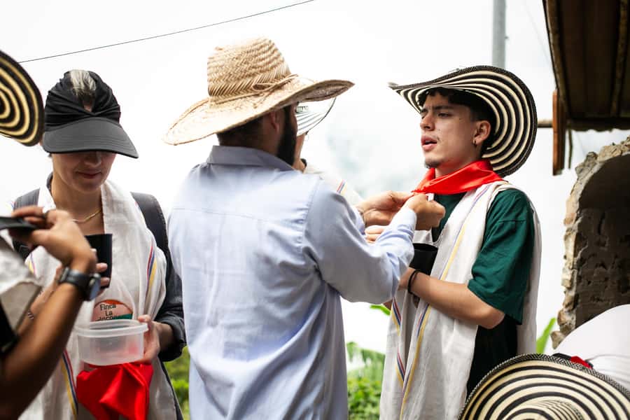 Medellin: Coffee Tour, Horseback Arrival, and Sugar Cane - Who will enjoy this farm day