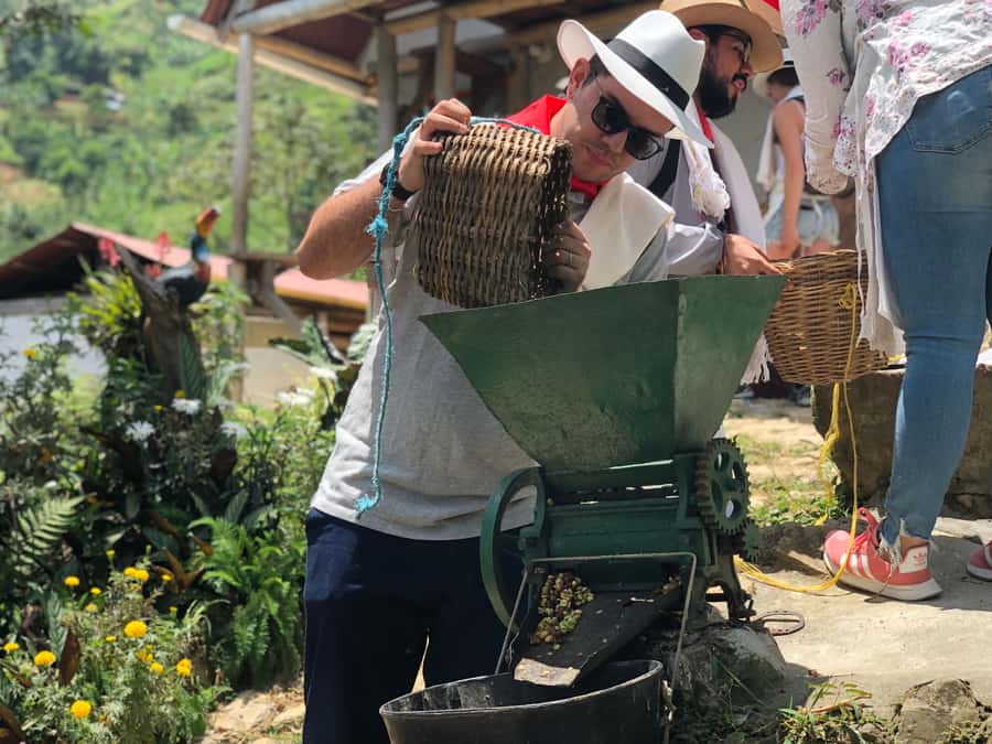 Medellin: Coffee Tour with Transport, Snacks and Tastings - Coffee mucilage frappé and husk tea