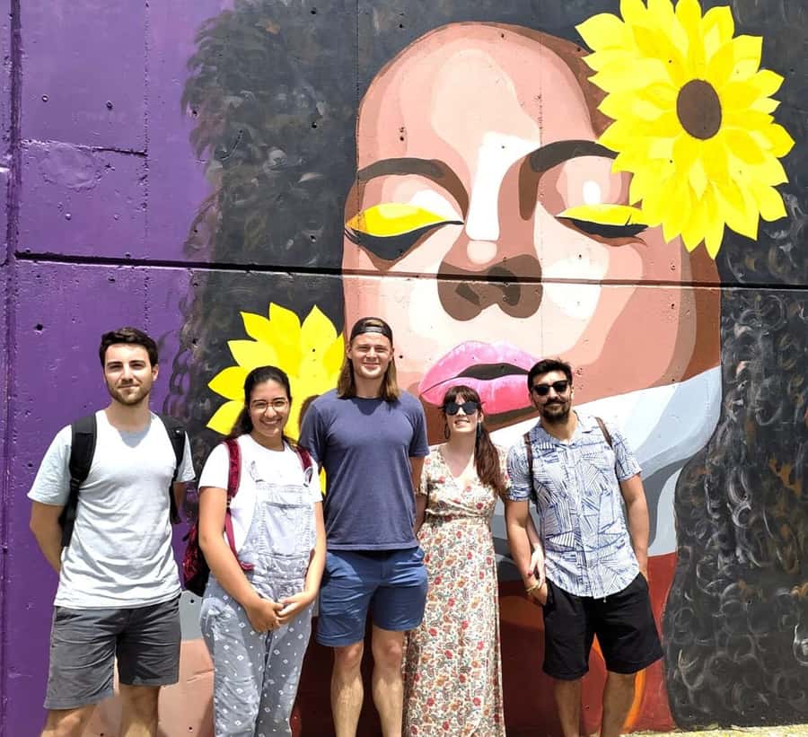 Medellín: Comuna 13 District Tour with Cable Car Ride - The short bus ride toward Comuna 13