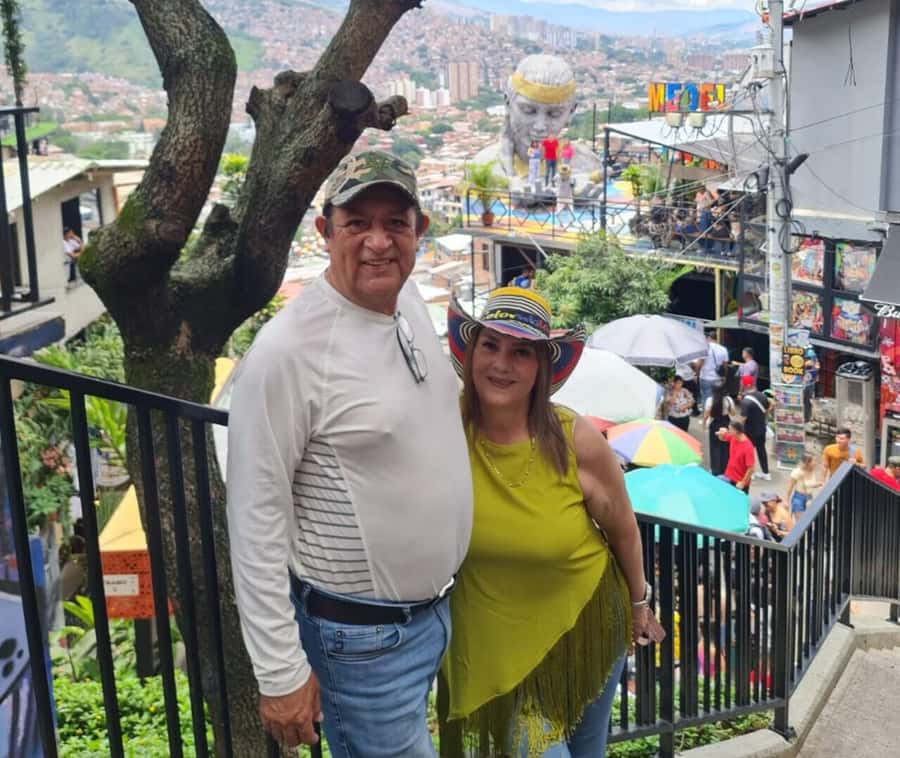 Medellín: Comuna 13 District Tour with Cable Car Ride - Is $27 a fair price?