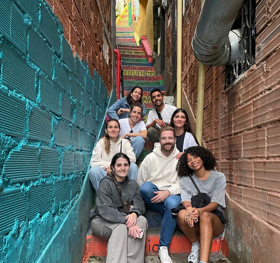 Medellín: Comuna 13 (Graffitour) Discover the Transformation - What the $19 price really covers