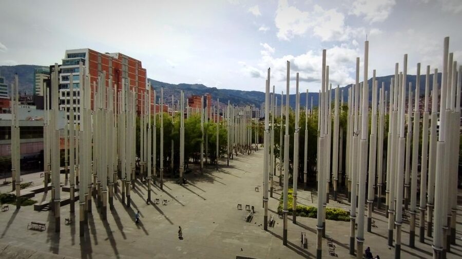 Medellin downtown: History and culture through fun stories - Why this downtown walk is worth your morning