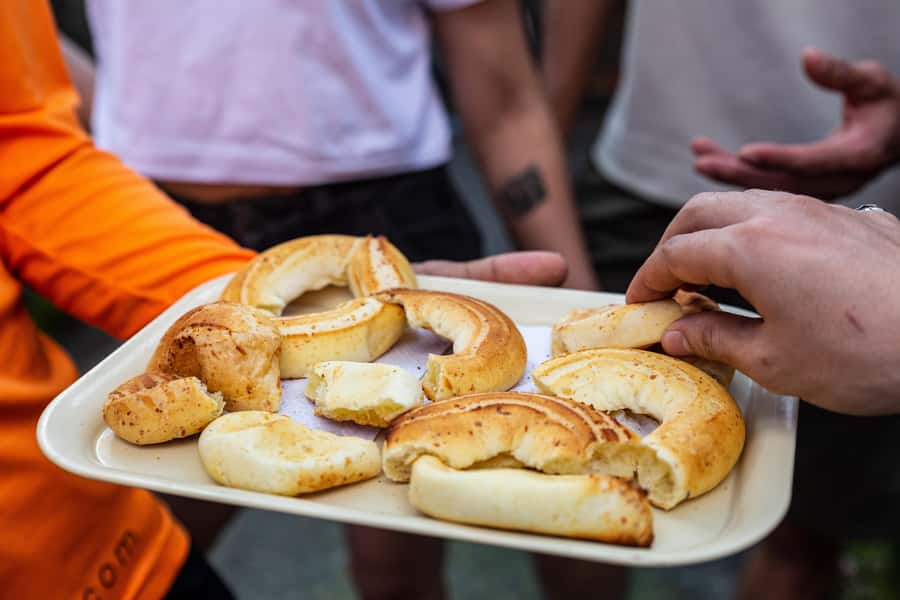 Medellín: E-bike and Foodie Tour - Guides, Language, and Group Size
