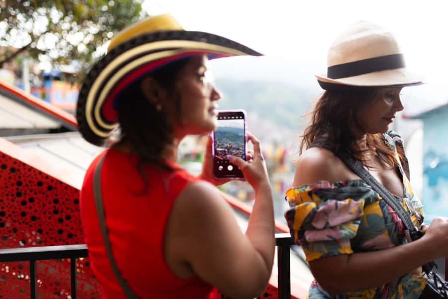 Medellin: Full Day Guided City Highlights Tour - A typical Antioquian lunch