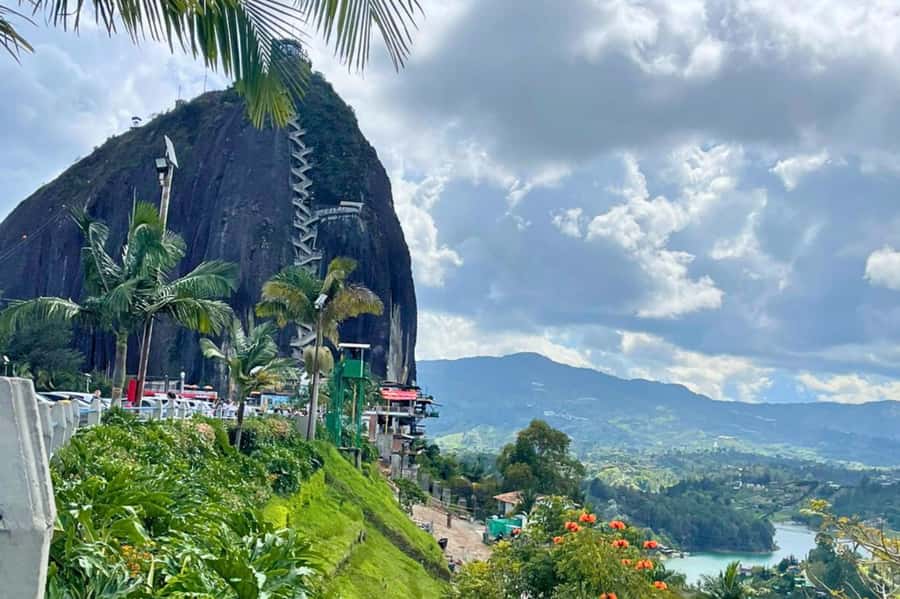 Medellin: Guatape and El Penol Rock Day Trip with Boat Ride - Why El Peñol makes the long day worthwhile