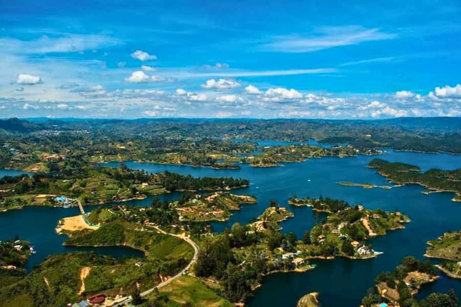 Medellin: Guatape and El Penol Rock Day Trip with Boat Ride - A clear look at the 11-hour route