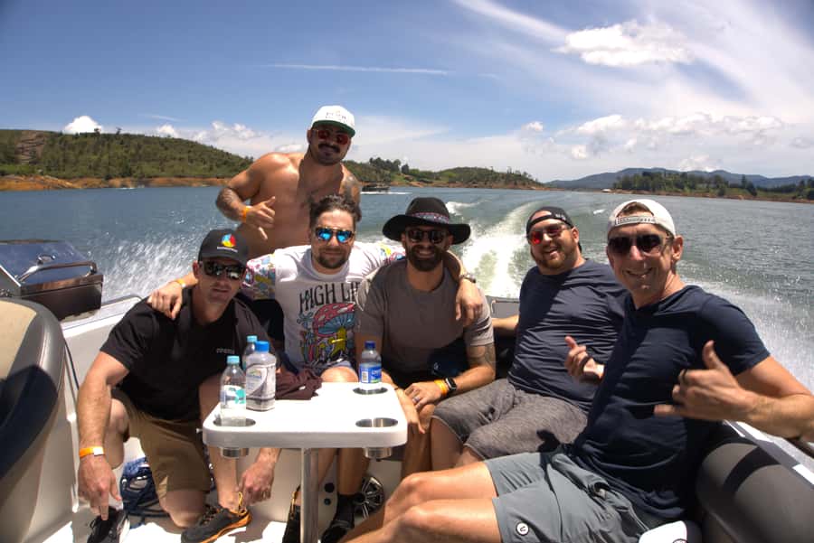 Medellín: Guatapé Private Tour with Helicopter & Boat Ride - Key points at a glance