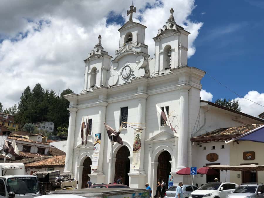 Medellín: Half-Day Private Colonial Towns Tour - El Retiro: a gentle first stop