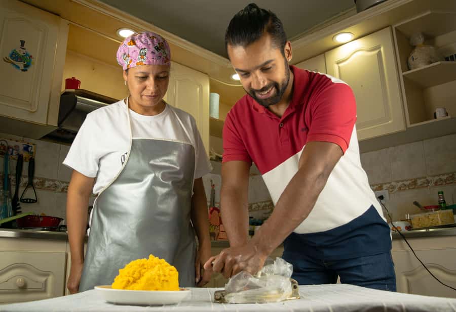 Medellin: Learn to make Colombian empanadas from scratch - Key points at a glance